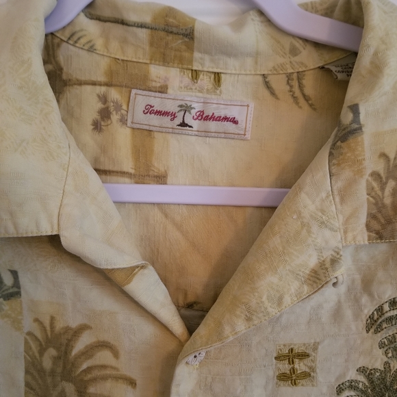 Tommy Bahama Palm Trees Hawaiian Shirt - Picture 2 of 4